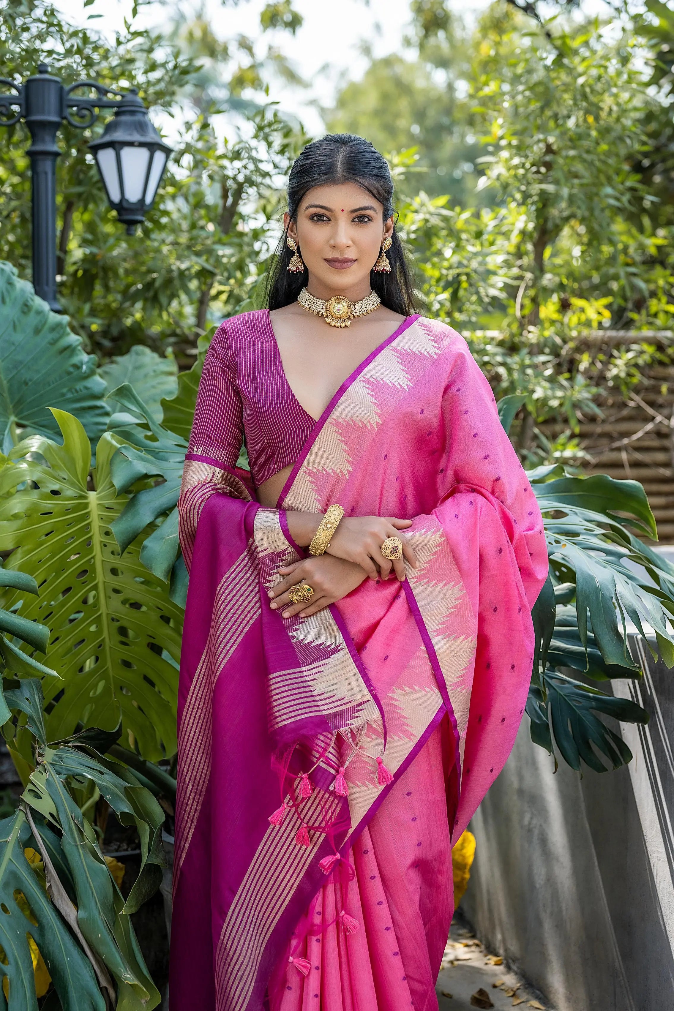 Pink Silk Saree Gold Border Traditional